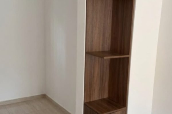 MUEBLES ESQUINEROS