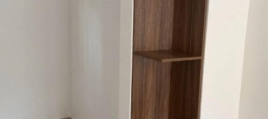 MUEBLES ESQUINEROS