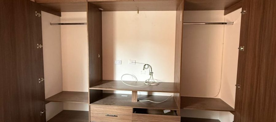 05- MUEBLE 2
