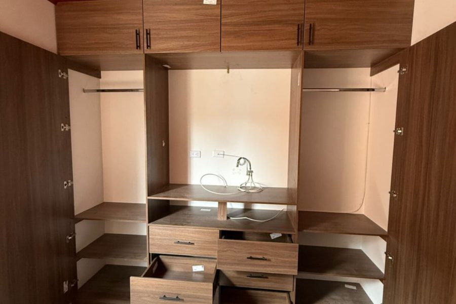 05- MUEBLE 2