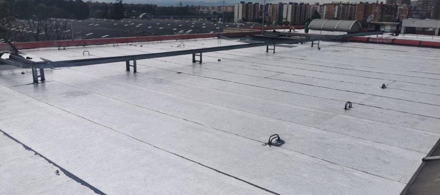 IMPERMEABILIZACIÓN DE CUBIERTAS EN MANTO DE ALUMINIO