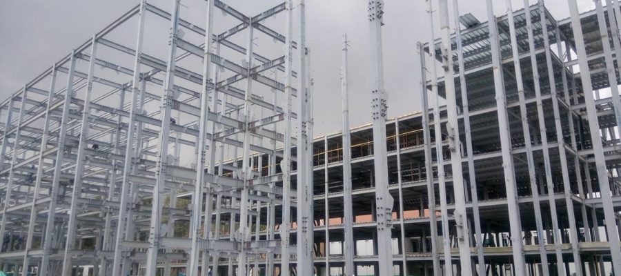ESTRUCTURA METALICA Y PLACAS EN STEEL DECK