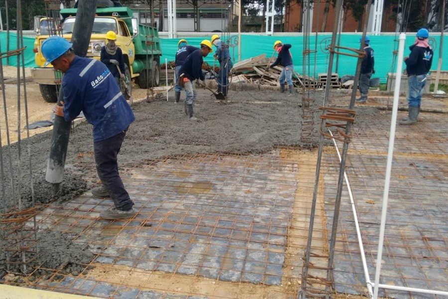 IMAGEN 27 FUNDICION DE PLACAS EN CONCRETO